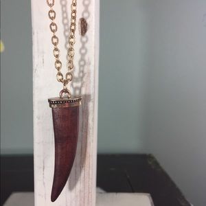 🌟🌟 60” necklace with tusk medallion 🌟🌟